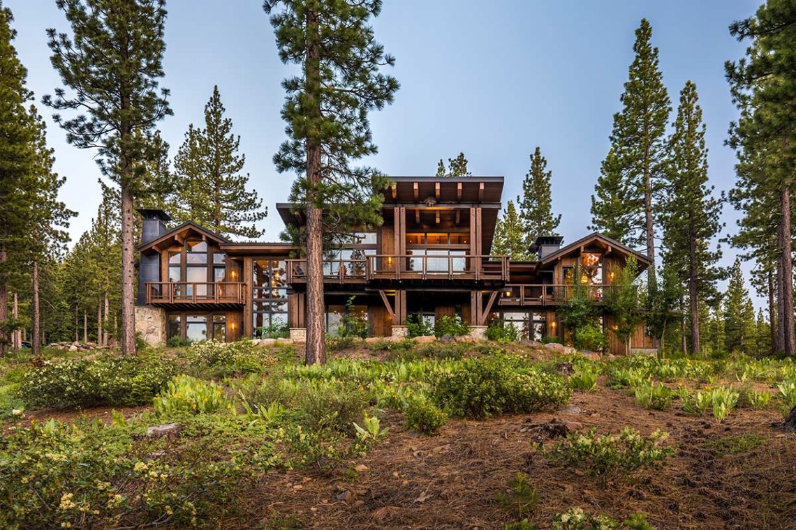 Move-In-Ready Martis Camp Home 550 8137 Fallen Leaf Way